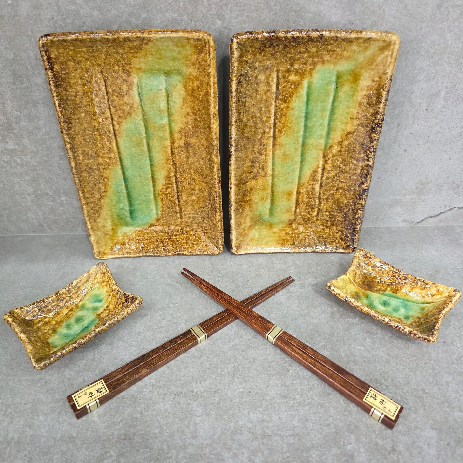 Juego de sushi de vidrio marrón - Imagen 2