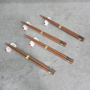 Juego de palillos y posa palillos de bambú Kotki